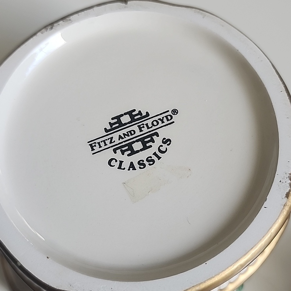Fitz and Floyd Classics 1990 Winter Spice Christmas Sugar bowl with lid - Picture 8 of 8